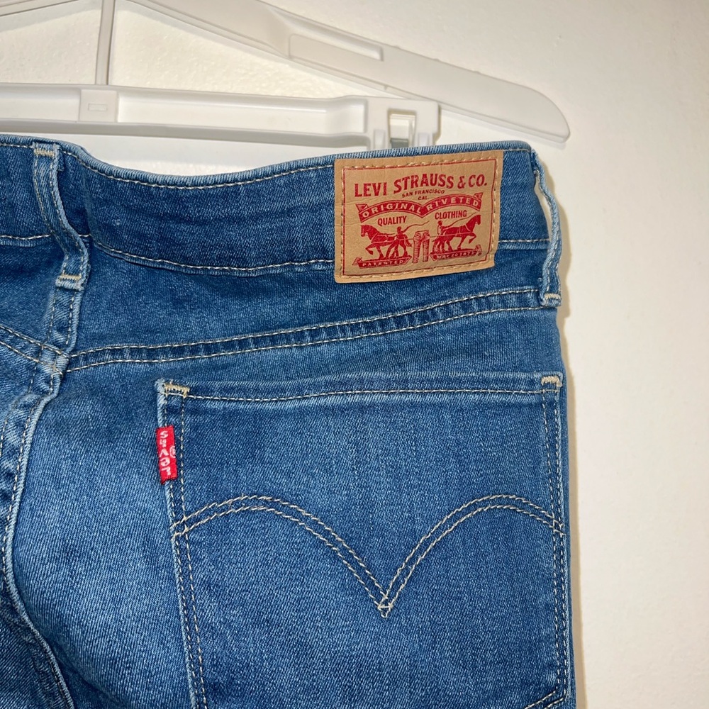 Levi’s women’s 711 skinny jeans
